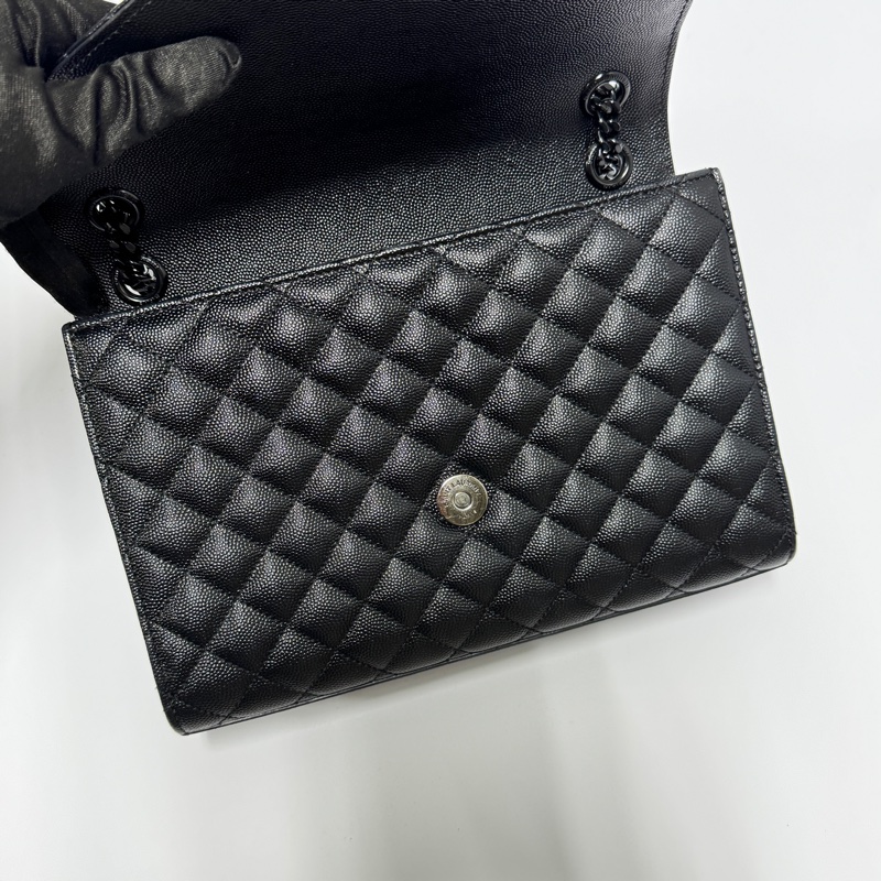 （近全新💝） YSL 聖羅蘭 “so black”全黑 信封斜背包 專櫃96500-16