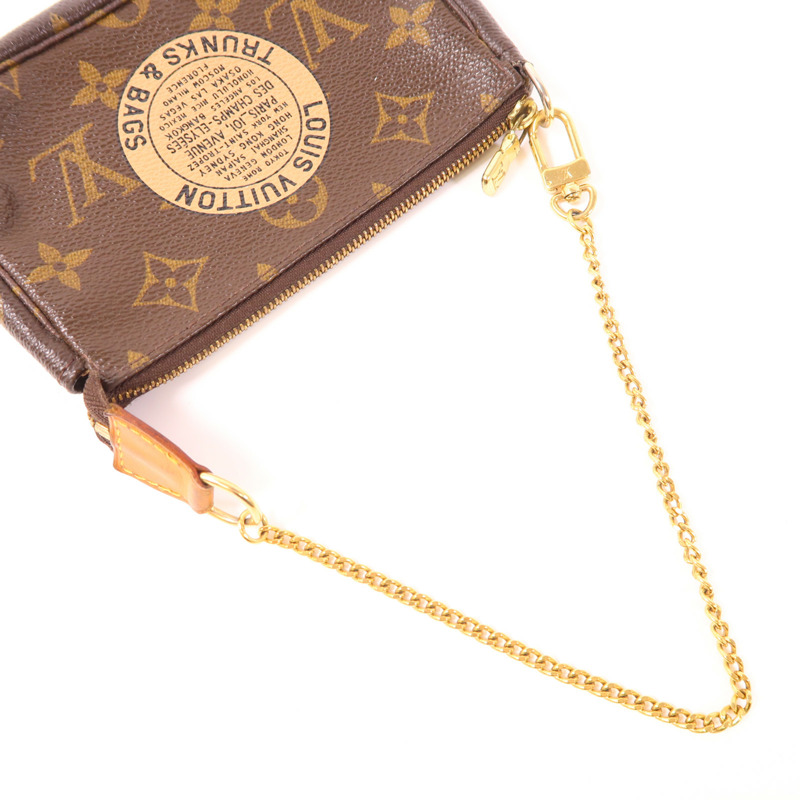 LOUIS VUITTON 【萬聖節商品】Monogram Mini Pochette Accessoires金扣手挽袋-7