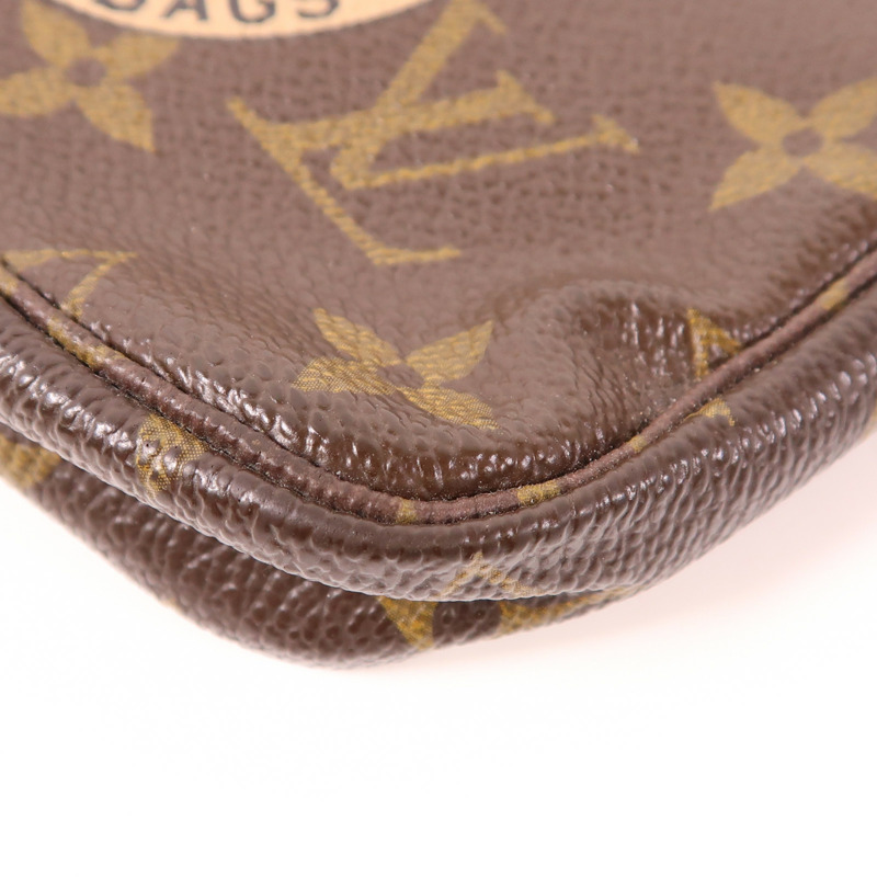 LOUIS VUITTON 【萬聖節商品】Monogram Mini Pochette Accessoires金扣手挽袋-8