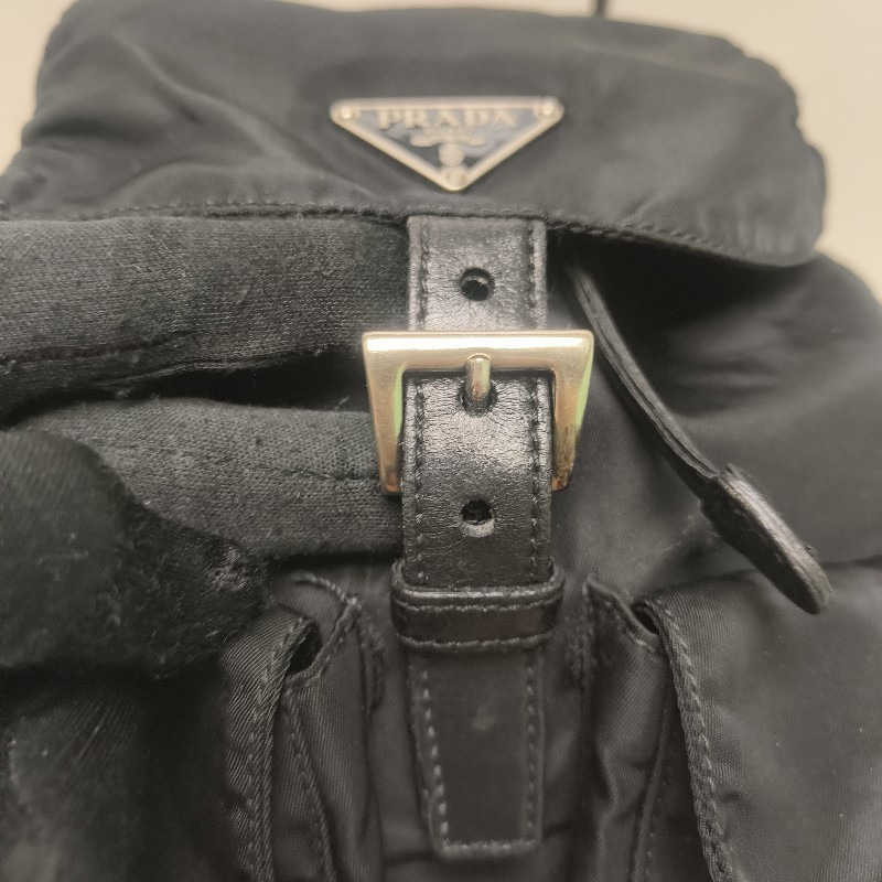 🔥年終狂降🔥【限時降價只到12/31（原16,800）】㊣✨PRADA✨普拉達 拼色 帆布 皮革 口袋 小型 後背包 /二手包/二手精品🌳二手樹屋🌳-6