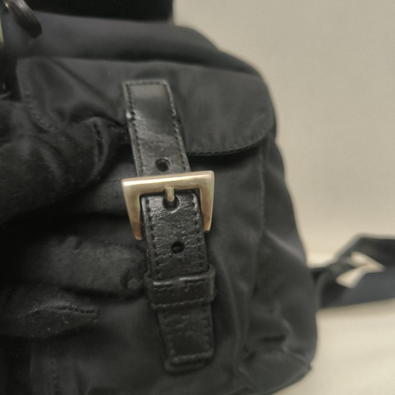 🔥年終狂降🔥【限時降價只到12/31（原16,800）】㊣✨PRADA✨普拉達 拼色 帆布 皮革 口袋 小型 後背包 /二手包/二手精品🌳二手樹屋🌳-8