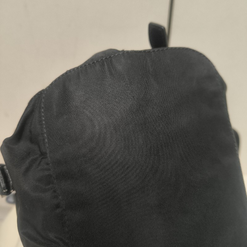 🔥年終狂降🔥【限時降價只到12/31（原16,800）】㊣✨PRADA✨普拉達 拼色 帆布 皮革 口袋 小型 後背包 /二手包/二手精品🌳二手樹屋🌳-14