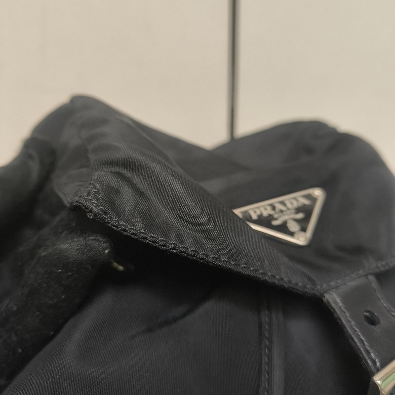 🔥年終狂降🔥【限時降價只到12/31（原16,800）】㊣✨PRADA✨普拉達 拼色 帆布 皮革 口袋 小型 後背包 /二手包/二手精品🌳二手樹屋🌳-17