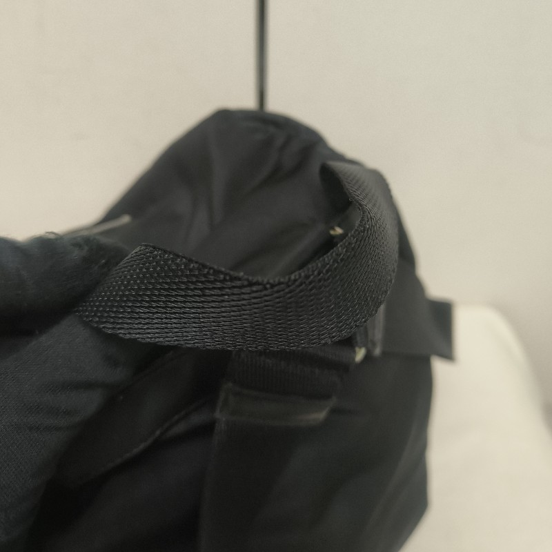 🔥年終狂降🔥【限時降價只到12/31（原16,800）】㊣✨PRADA✨普拉達 拼色 帆布 皮革 口袋 小型 後背包 /二手包/二手精品🌳二手樹屋🌳-19