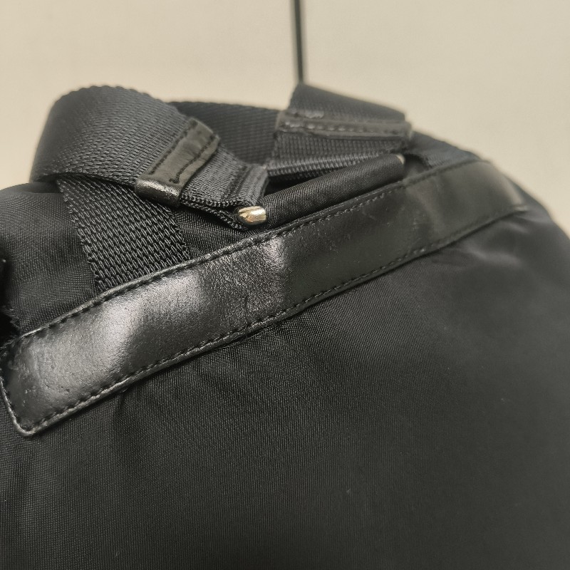 🔥年終狂降🔥【限時降價只到12/31（原16,800）】㊣✨PRADA✨普拉達 拼色 帆布 皮革 口袋 小型 後背包 /二手包/二手精品🌳二手樹屋🌳-29