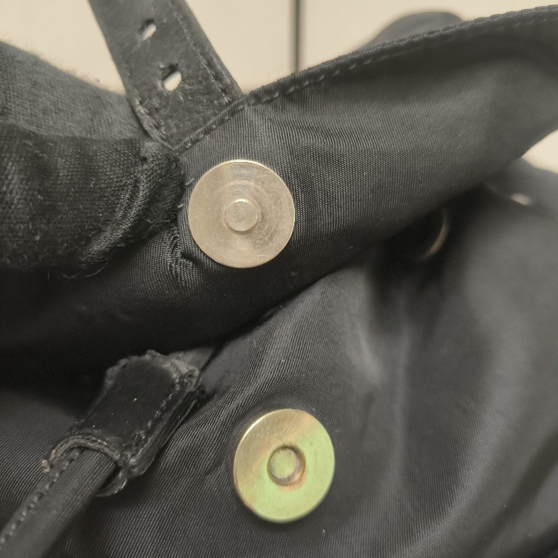 🔥年終狂降🔥【限時降價只到12/31（原16,800）】㊣✨PRADA✨普拉達 拼色 帆布 皮革 口袋 小型 後背包 /二手包/二手精品🌳二手樹屋🌳-40