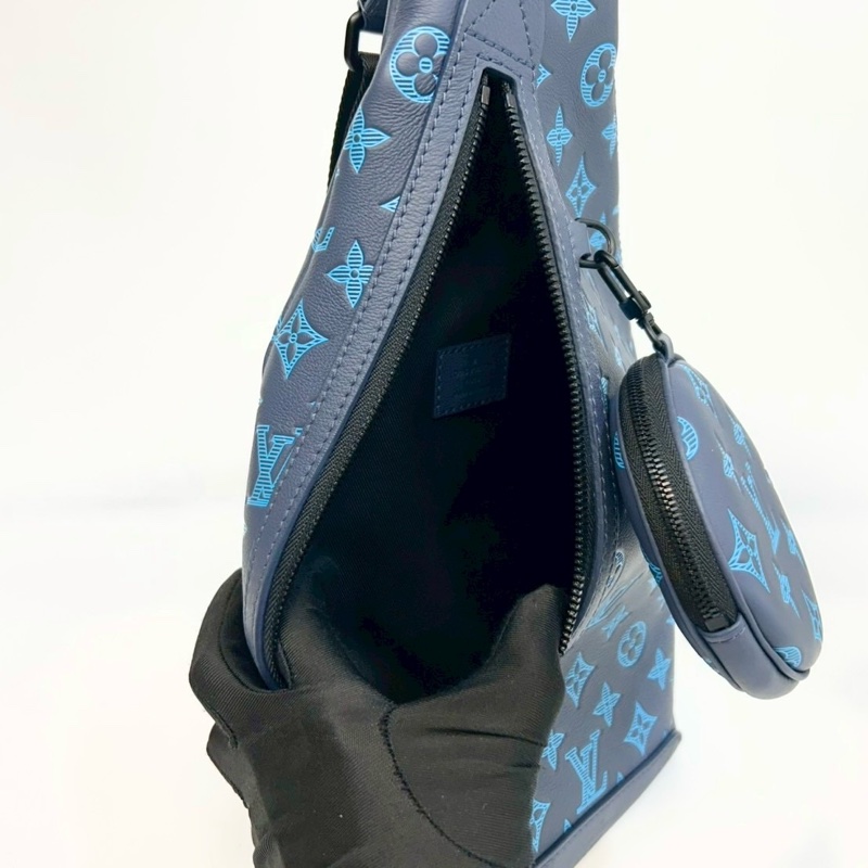 LV藍色 Slingbag Shadow牛皮Duo側背胸口包M46562-8