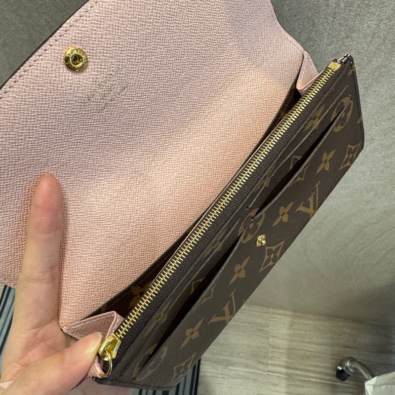 LV原花拼粉內Emilie下蓋式長夾M61289-12