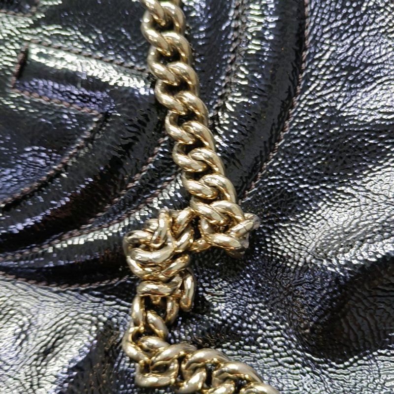 GUCCI Soho 黑色 漆皮 絎縫 流蘇 單肩包-10