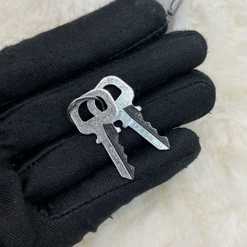 LV 黑銀色造舊鎖 I612-9