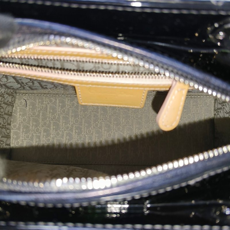 DIOR Lady Dior 中號 黑色 漆皮 藤格紋 絎縫 戴妃五格 單肩包 斜挎包 手提包 可拆卸肩帶-6