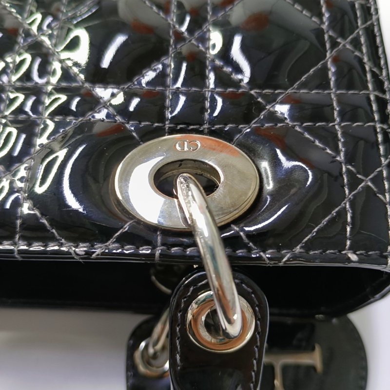 DIOR Lady Dior 中號 黑色 漆皮 藤格紋 絎縫 戴妃五格 單肩包 斜挎包 手提包 可拆卸肩帶-10