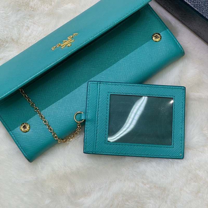 PRADA 湖水綠長夾 XB674-18