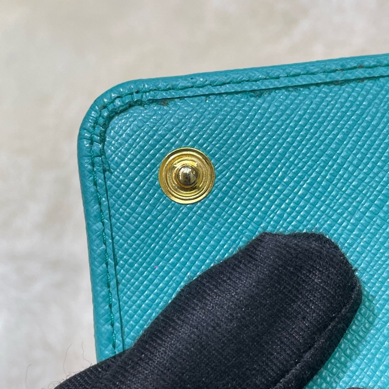 PRADA 湖水綠長夾 XB674-24