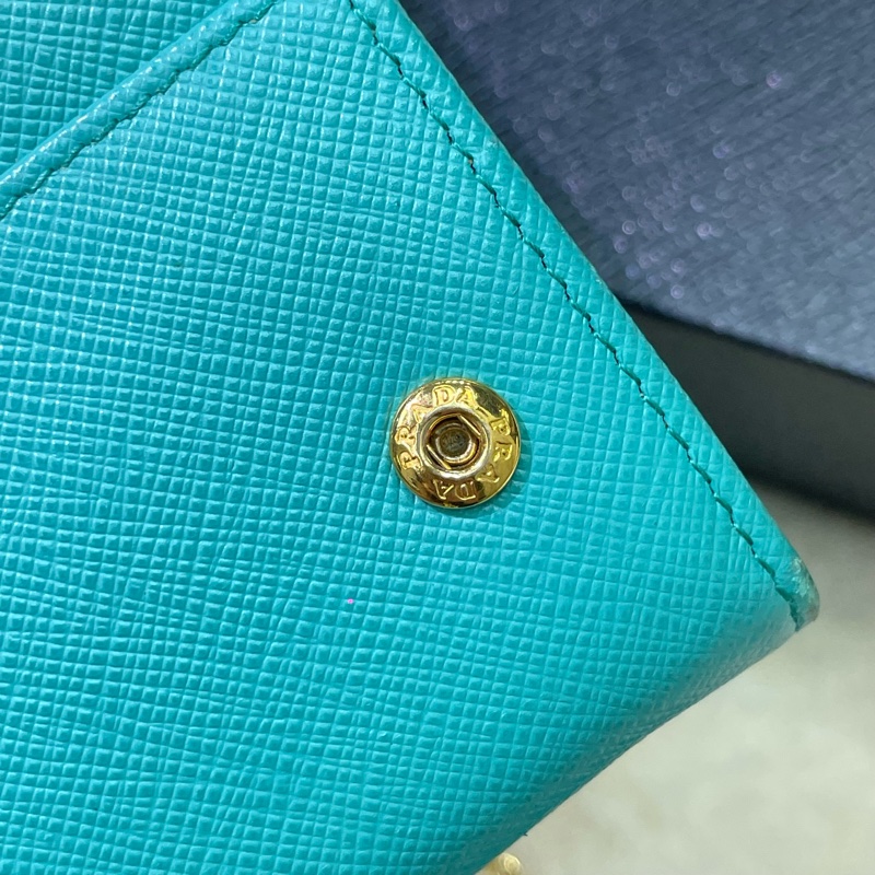 PRADA 湖水綠長夾 XB674-26