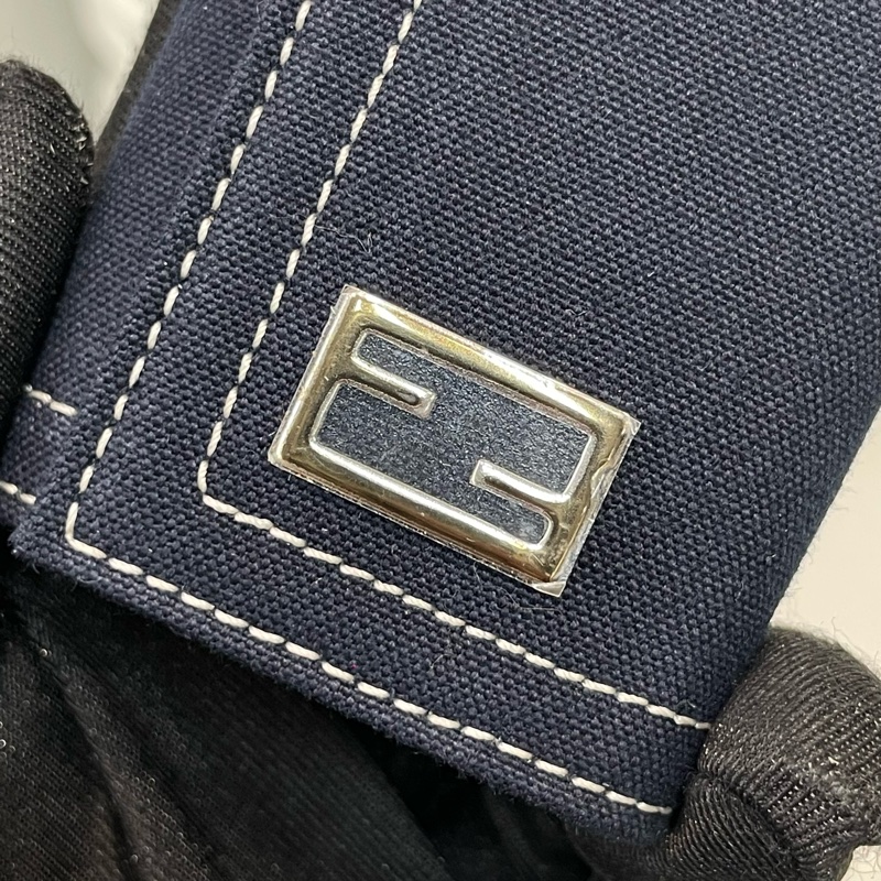 FENDI 深藍色布面鑰匙包 I250-17