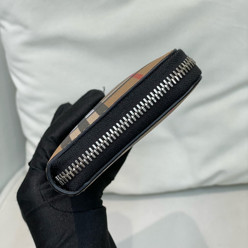 BURBERRY 啡色格子拉鍊長夾 O691-4