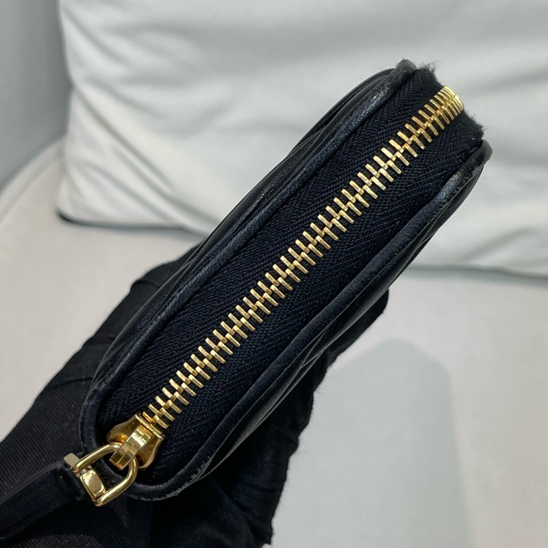 MIU MIU 黑色編織紋長夾 X209-3