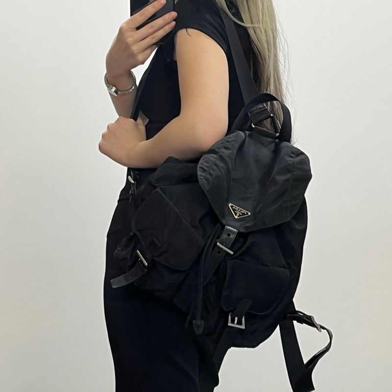 「JL精品代購」Prada黑銀降落傘雙肩包大號-2