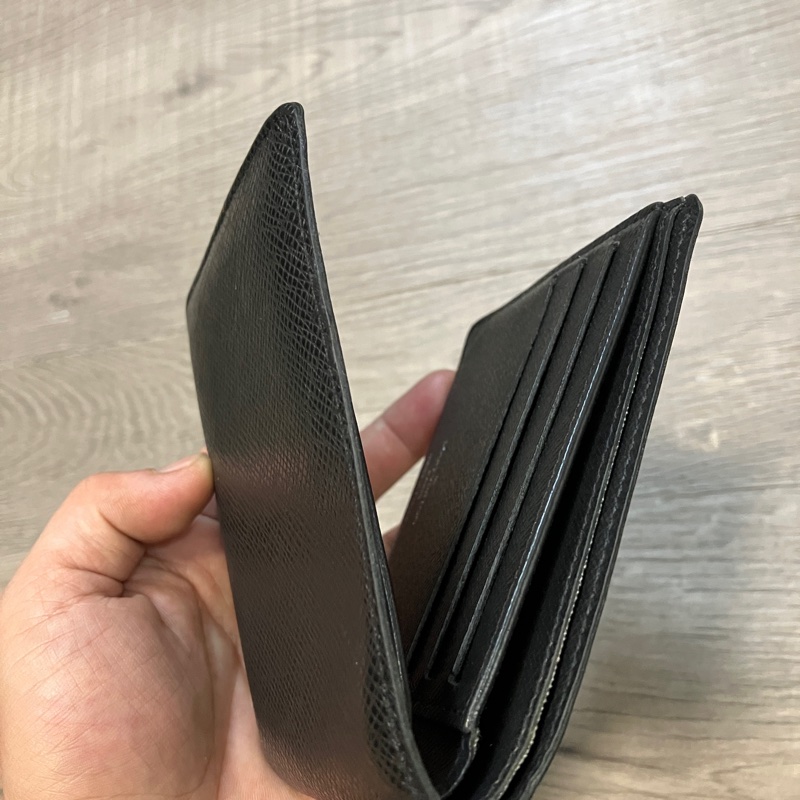 (售出）LOUIS VUITTON LV 路易威登 M30295 Multiple 錢包 皮夾 短夾 皮革 Taïga牛皮 金屬 LOGO 芯片款-8