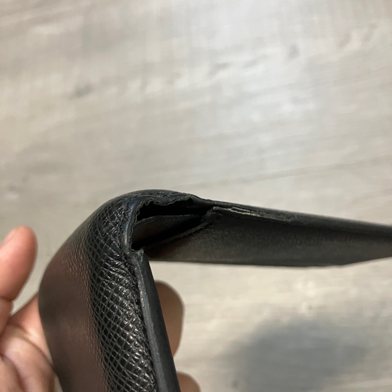 (售出）LOUIS VUITTON LV 路易威登 M30295 Multiple 錢包 皮夾 短夾 皮革 Taïga牛皮 金屬 LOGO 芯片款-25