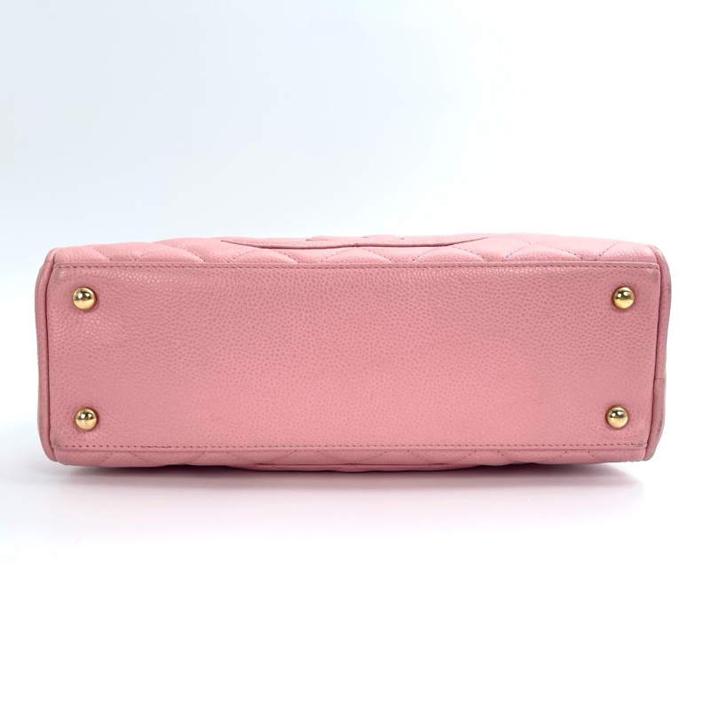 「JL精品代購」 香奈兒櫻花粉荔枝牛皮保齡球手提包小號-4