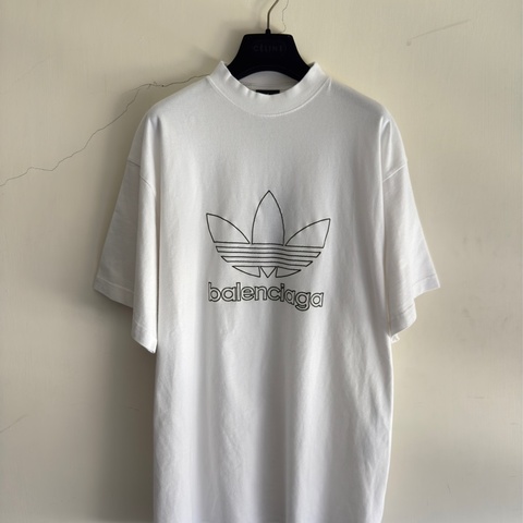 balenciaga x adiads 巴黎世家三葉草短袖