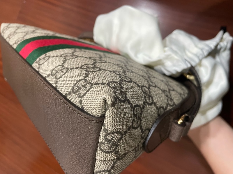 Gucci經典老花貝殼包-16