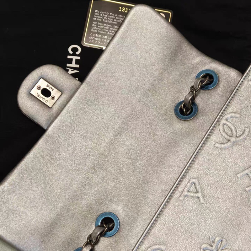 Chanel 浮雕CF系列 銀色香奈兒中號中古包 巴黎限定浮雕香水瓶鏈條包斜挎包 限量款做舊口蓋翻蓋包-7