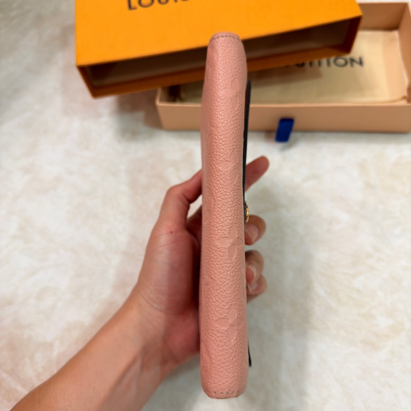 Louis Vuitton LV M64082 Sarah 經典花紋全皮革壓紋扣式長夾.-9