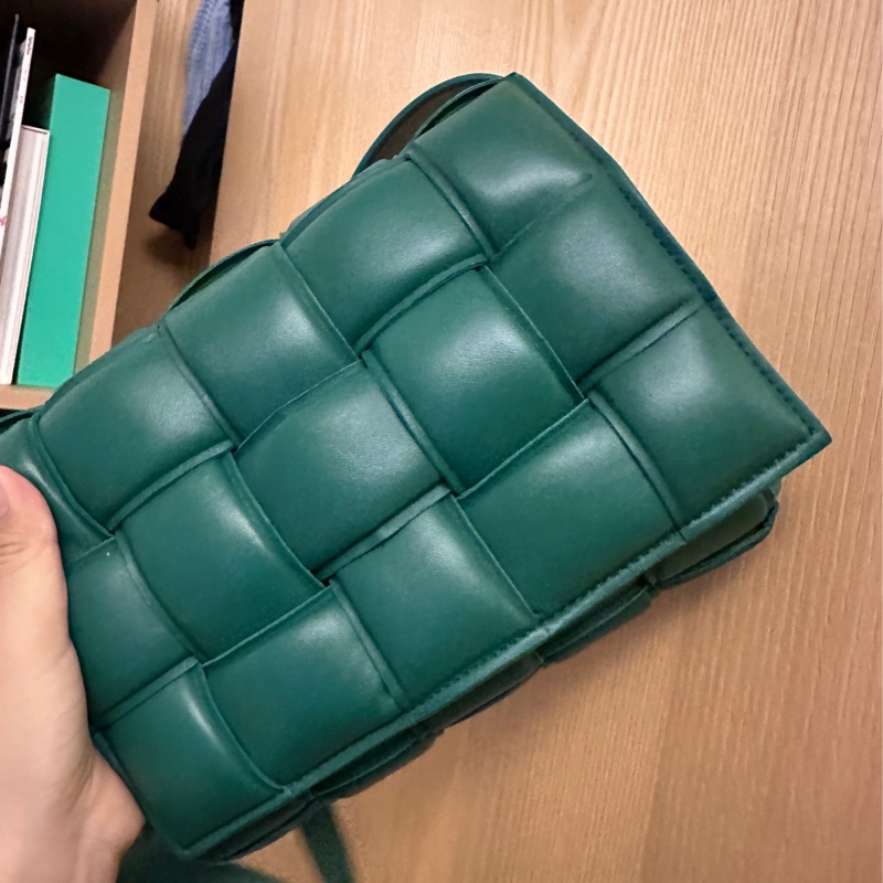 BV Padded Cassette 枕頭編織包 綠-4