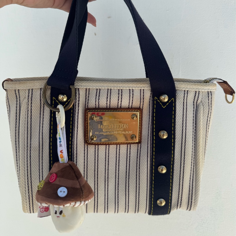Louis Vuitton LV小金牌條紋帆布手提包-4