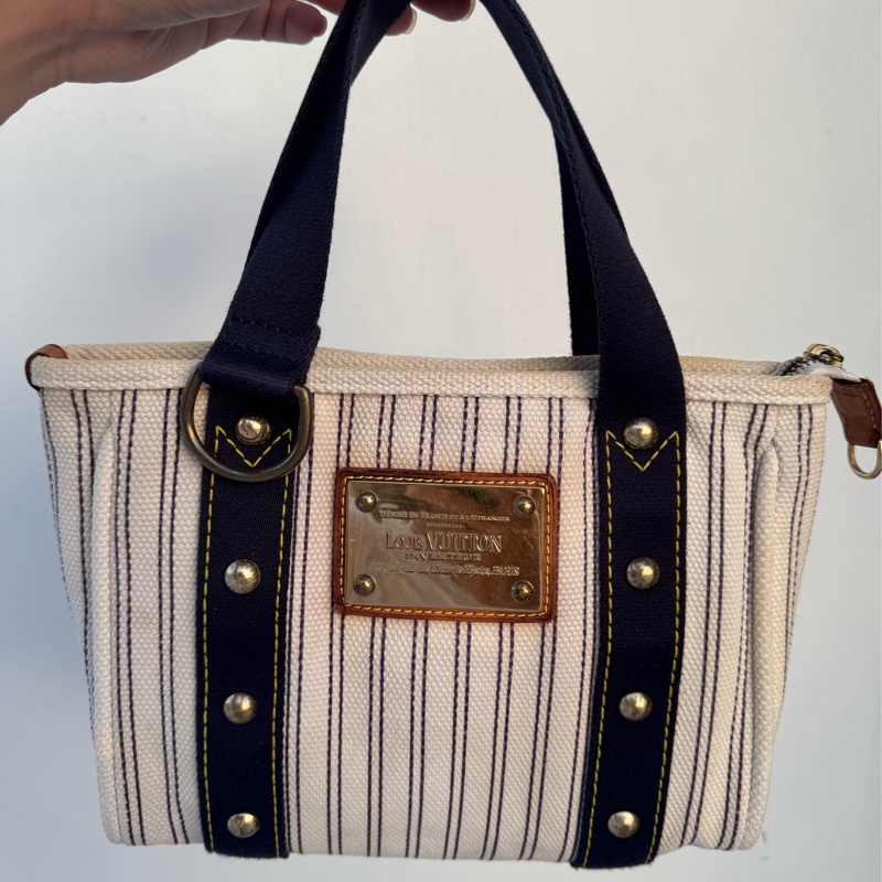 Louis Vuitton LV小金牌條紋帆布手提包-9