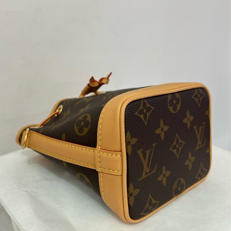 LV Nano 老花水桶兩用-6