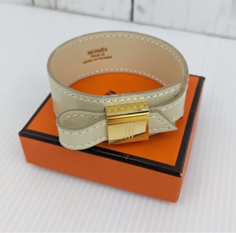 Hermes 真皮手環-13