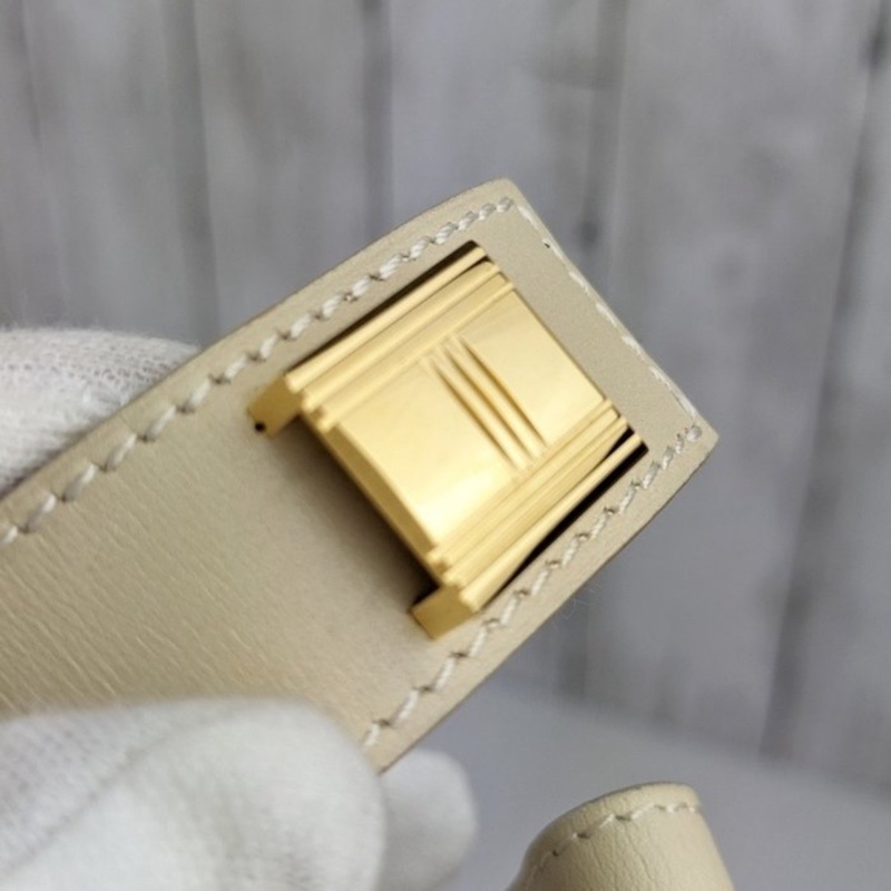 Hermes 真皮手環-18