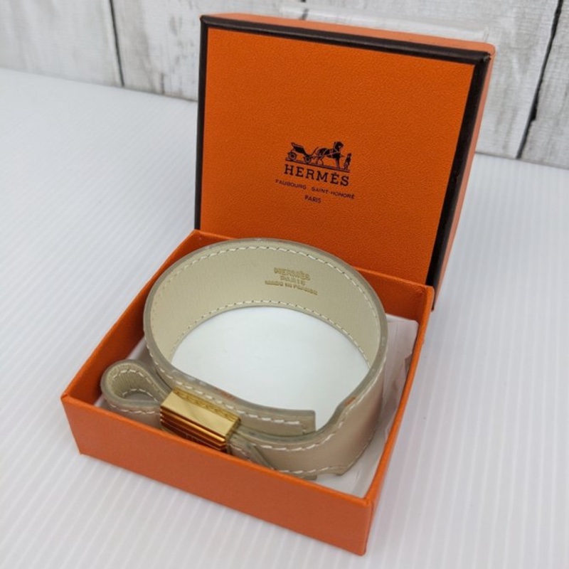 Hermes 真皮手環-25