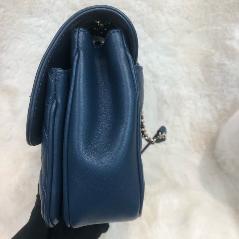 Chanel 藍色19cm 大方胖 XB460-3