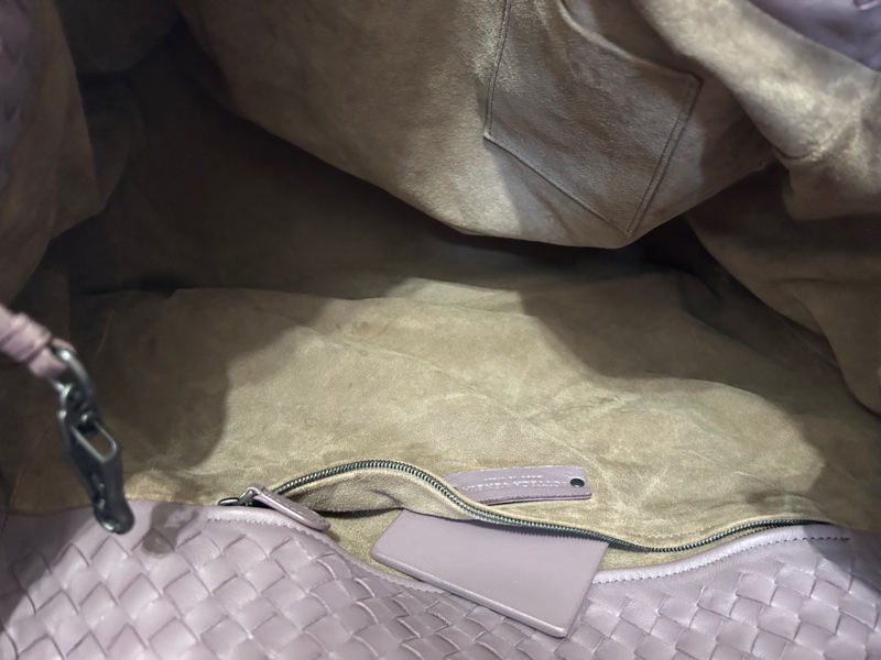 Bottega Veneta ｜BV藕紫色小羊皮編織大托特包-17