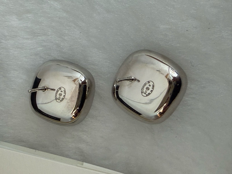 閒置新品CHANEL方型水鑽c logo針式耳環B17B-5