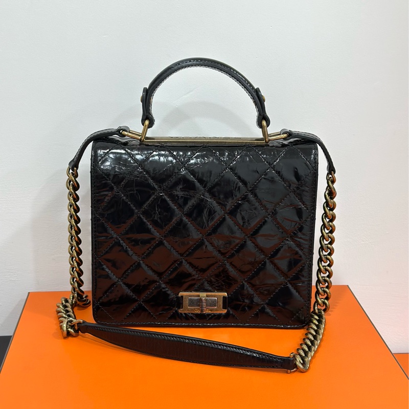 Chanel 香奈兒 黑金 2.55 handle 油蠟牛皮 風琴包 方盒子 斜背包 手提包 肩背包 鍊條包 側背包-2