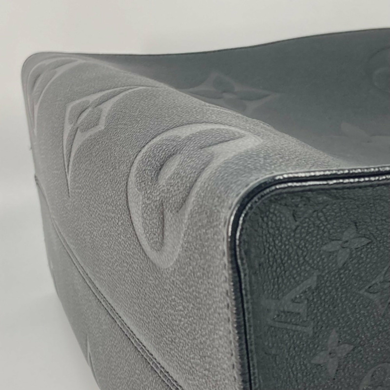 LOUIS VUITTON M44925 Monogram Empreinte On the Go GM 兩用皮革肩背包/托特包，黑色-9