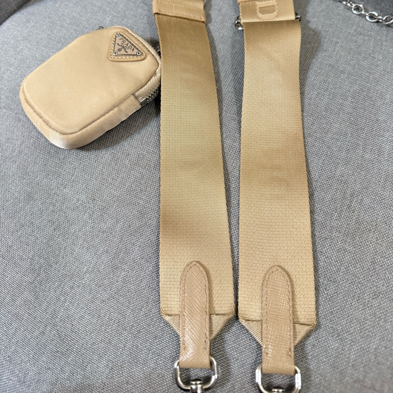 Prada Hobo 三合一 奶茶色 (盒/袋/卡齊全)-19