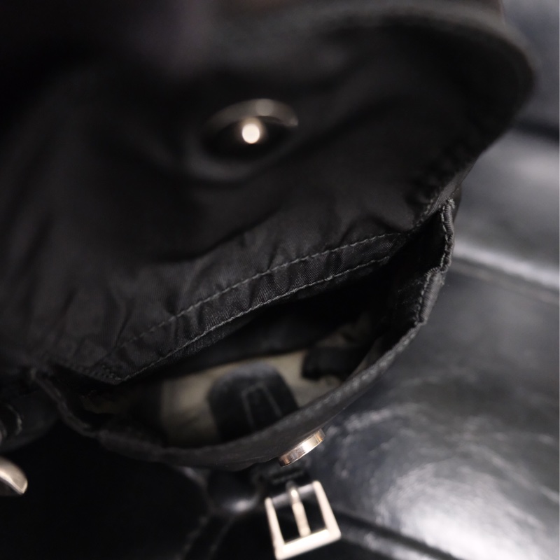 Prada Nylon Vintage Backpack 25 普拉達中古尼龍背包/書包-24