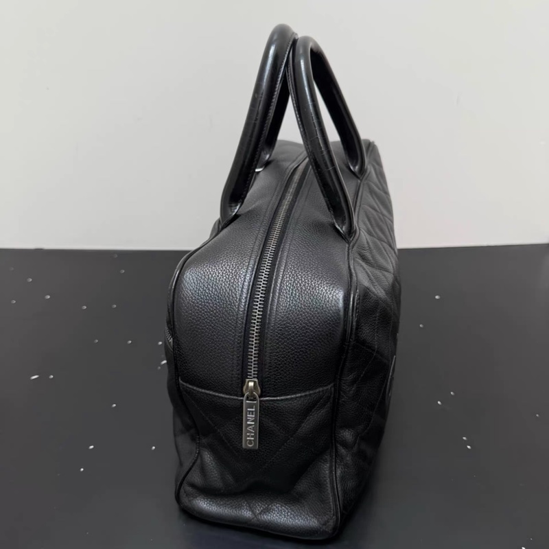 Chanel香奈兒中古款黑色魚子醬手提包保齡球包 無配件 無卡-1