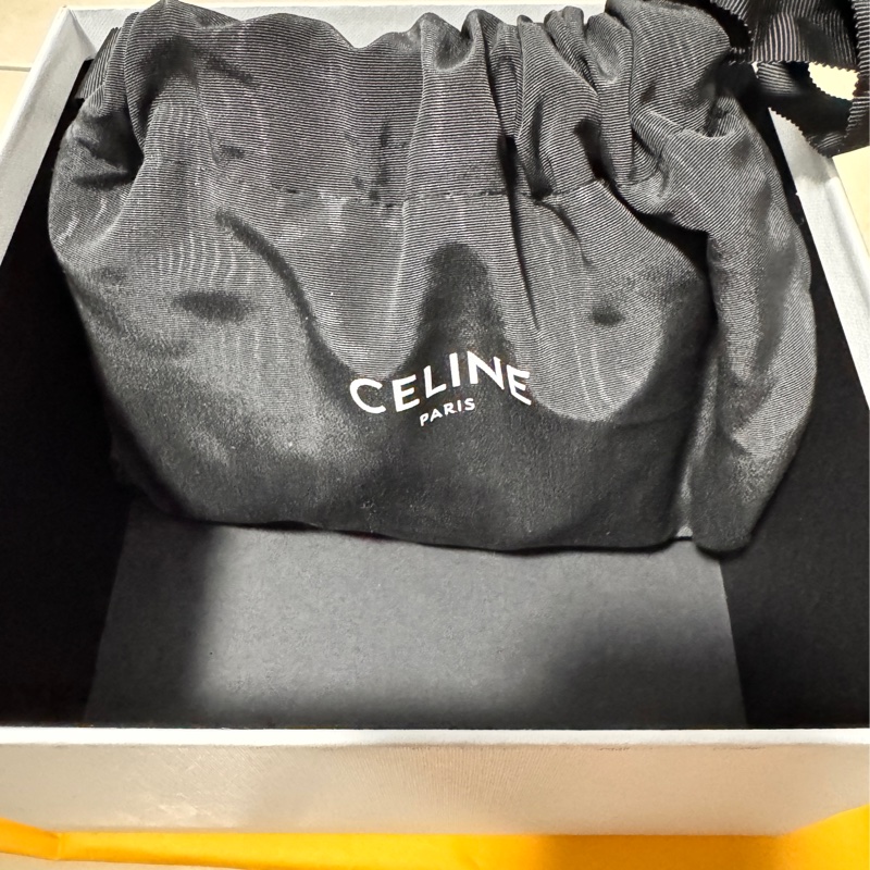 CELINE經典小牛皮貝殼包(閒置品未使用過)-18