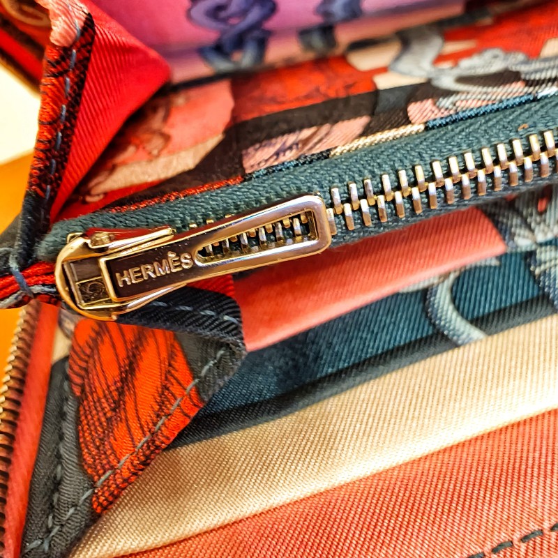 HERME'S Silk'ln 絲巾長夾-16