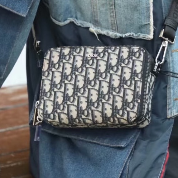 99新帶膜🈶購證😍Dior經典老花男款相機包斜挎單肩包-5