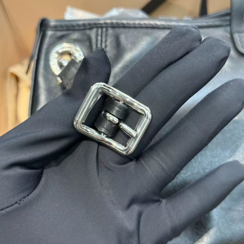 Lv Carryall vibe bb 黑武士羊皮carryall 全新配件塵袋盒子-3