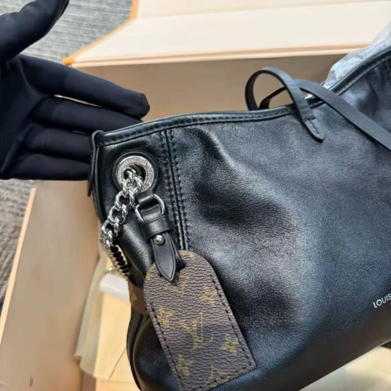 Lv Carryall vibe bb 黑武士羊皮carryall 全新配件塵袋盒子-4